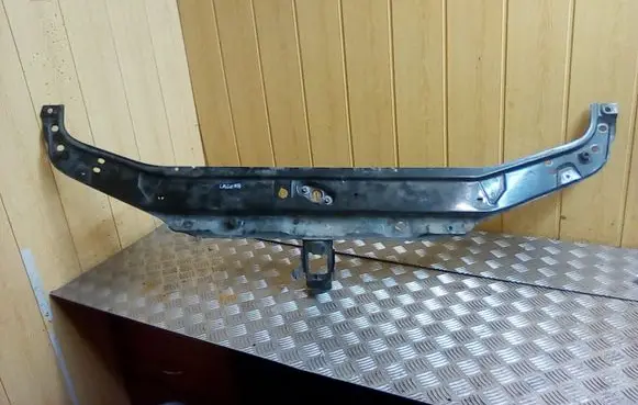 Renault Laguna II Radiator support slam panel