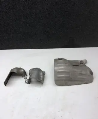 Exhaust heat shield