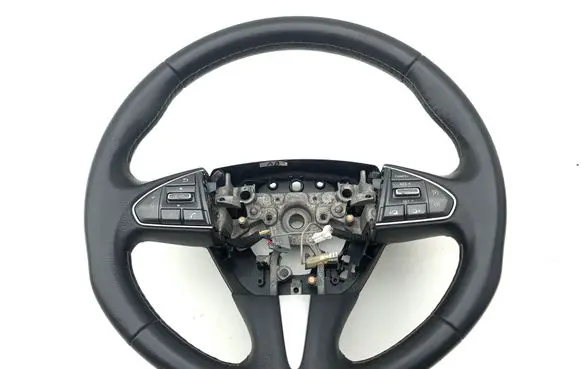 Infiniti Q50 Steering wheel