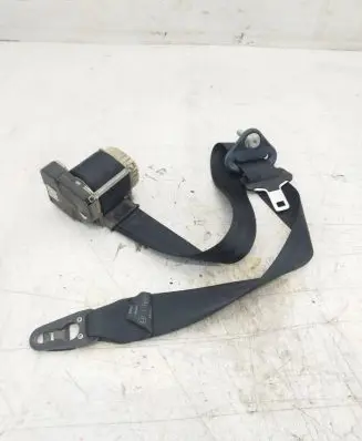 Renault Twingo II Rear seatbelt 33059541