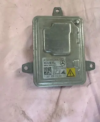 Mercedes-Benz SLK R172 Headlight ballast module Xenon A1669002800 10EEG110011 130732931201