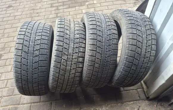 Volkswagen Golf VI R16 winter tire 20555R16