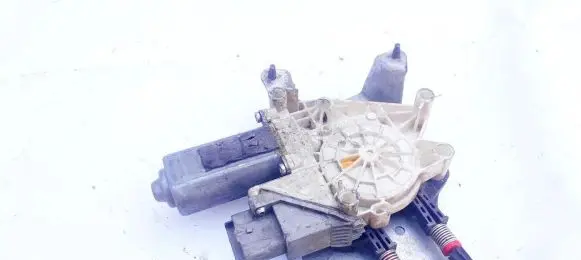Citroen Xsara Picasso Front door window regulator motor 128000291