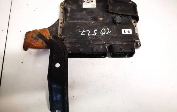 Toyota RAV 4 (XA30) Engine control unit/module 8966142c01