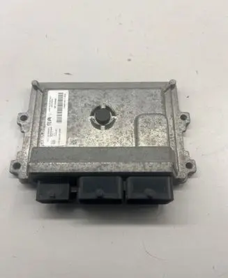 Citroen DS3 Engine control unit/module 9811545080