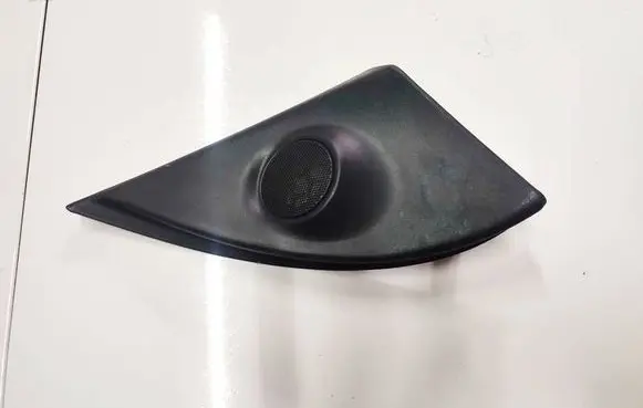 Side speaker trim/cover
