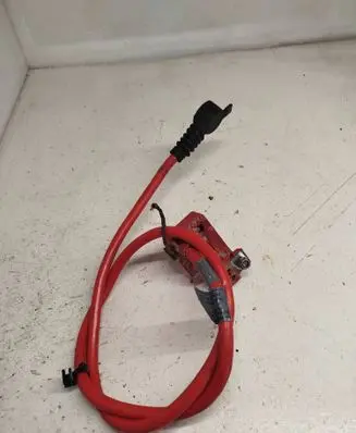 Positive cable (battery)