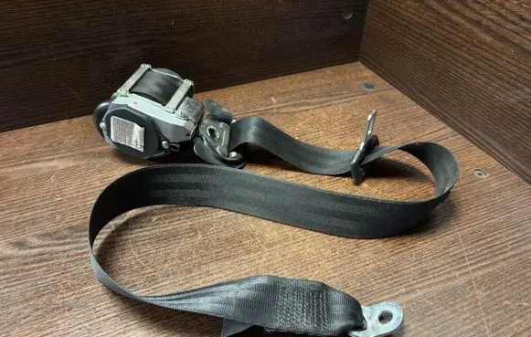 Seat Altea Front seatbelt 5425651 200199B9