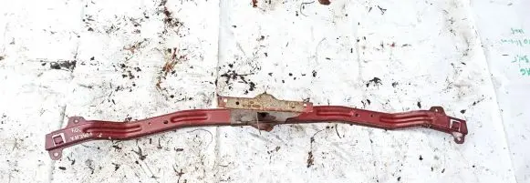 Nissan Primera Radiator support slam panel