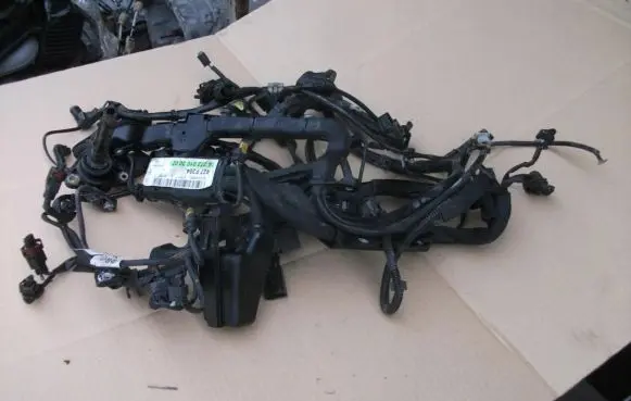 Mercedes-Benz SLK R171 Engine installation wiring loom A2720100302 2720100302