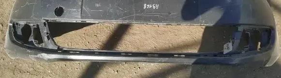 Volkswagen Golf VI Front bumper pilkas