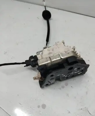 Audi A4 S4 B8 8K Rear door lock 8K0839015C 2071212S1