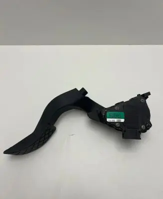 Audi A4 S4 B6 8E 8H Accelerator throttle pedal 8E1721523A 6PV00837501