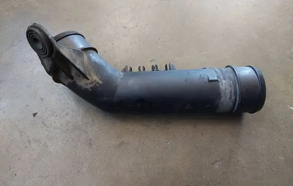Volkswagen Caddy Intercooler hose/pipe 3c0145770b