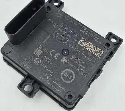 Volkswagen Golf VIII Distronic sensor radar 5WA907561 0203305797