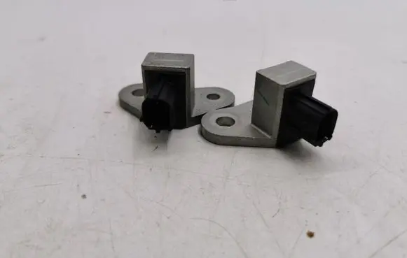 Nissan X-Trail T31 Airbag deployment crash/impact sensor