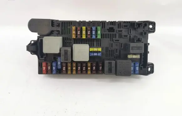Mercedes-Benz E W211 Fuse box set A2115454301