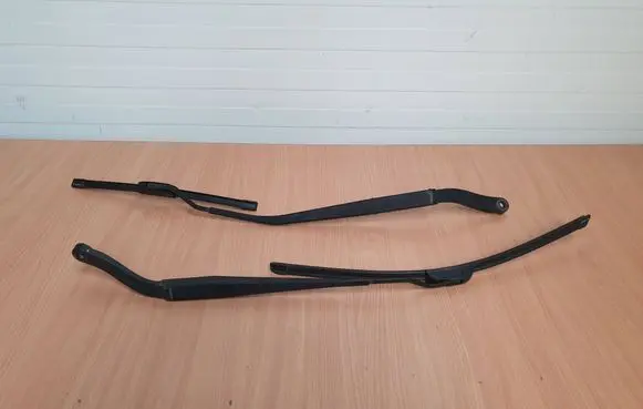 Opel Antara Front wiper blade arm C10DLHCJ