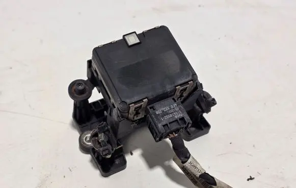 Volkswagen PASSAT B8 Distronic sensor radar 3Q0907561B 0203300379 3Q0907572A