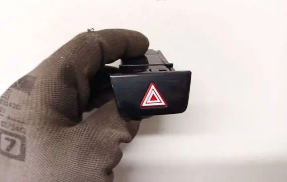 Hyundai Tucson IV NX4 Hazard light switch 93790N7000
