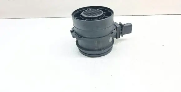 BMW 1 E81 E87 Mass air flow meter 0281006146 8509724