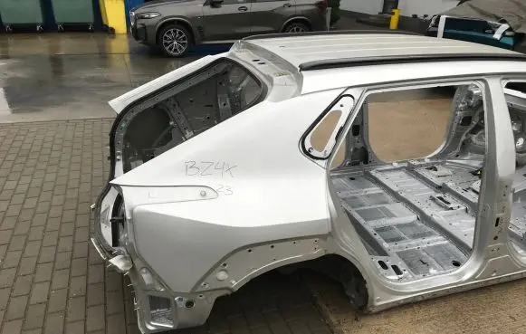 Rear quarter panel