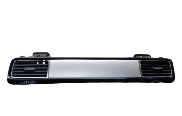 Volkswagen Touareg II Panel trim 7P1857190A 7P1819704A 10002350
