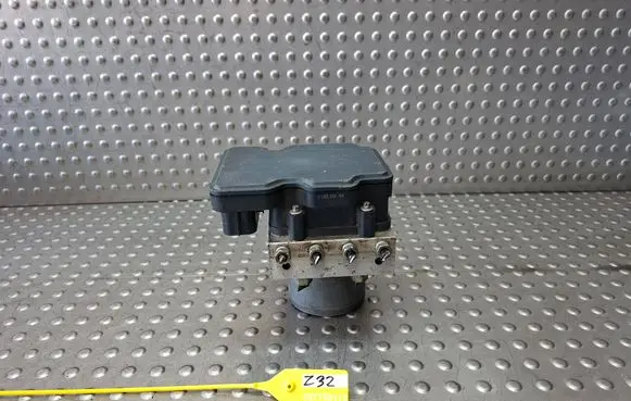 Toyota Corolla E160 E170 ABS Pump S27730172 0265956504 4454002570