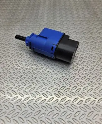 Dacia Duster Clutch pedal sensor 253256730R