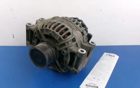 Volkswagen Tiguan Generator/alternator 06B903016AB