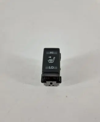 Nissan X-Trail T32 Seat heating switch 