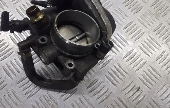 Opel Zafira B Throttle valve position sensor 55562380