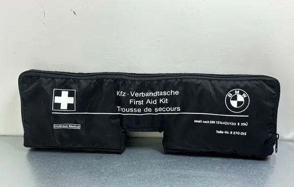 BMW 5 F10 F11 First aid kit 8270015