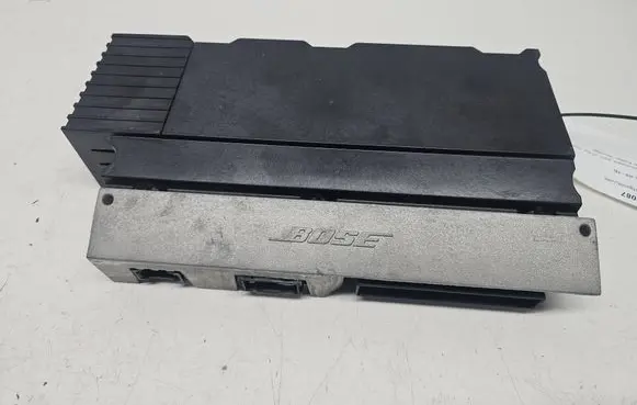 Audi Q7 4L Sound amplifier 4L0035223A