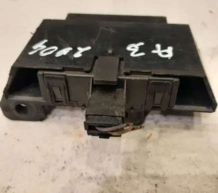 Audi A3 S3 8P Brake pedal sensor switch 8p1907348