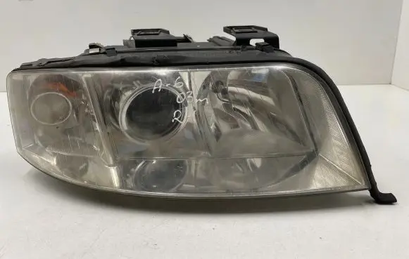 Audi A6 S6 C5 4B Headlight/headlamp 15592400