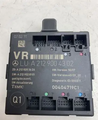 Mercedes-Benz C W204 Door control unit/module A2129004302