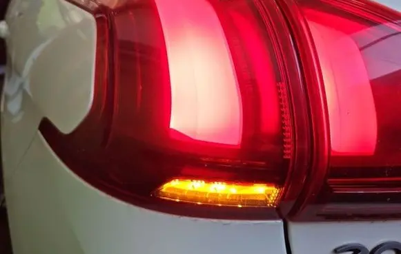 Peugeot 2008 I Rear/tail lights 9826730480 IMPRK1596230