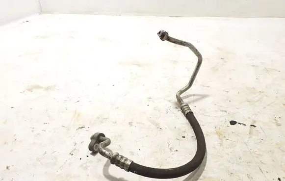 Volkswagen PASSAT B8 Air conditioning (A/C) pipe/hose 3Q0816721A