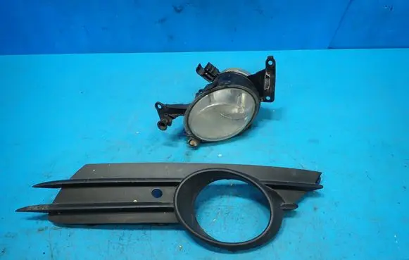 Opel Corsa D Front fog light 13262573 662588537