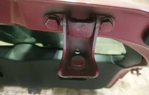 Citroen C3 Tailgate/trunk/boot hinge