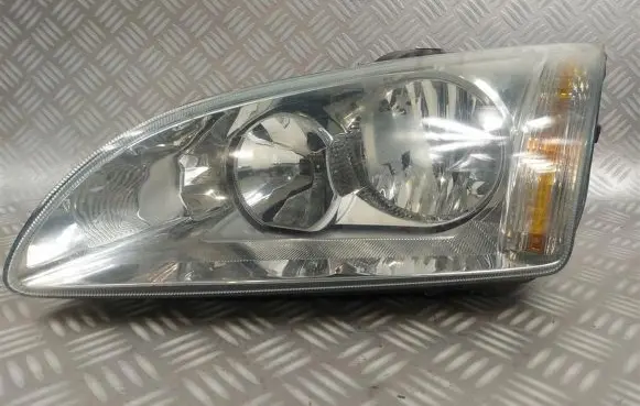 Ford Focus Headlight/headlamp 4M5II3K060BA