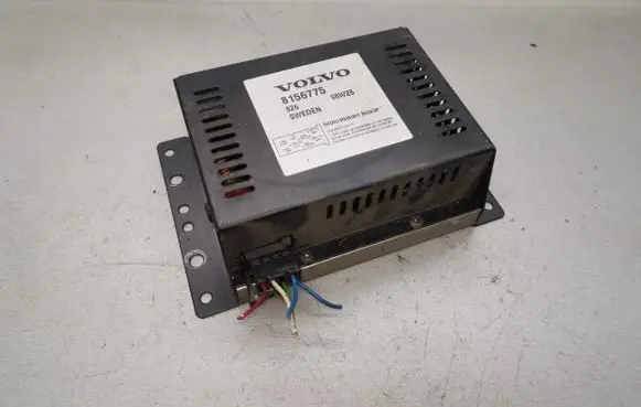 Volvo 440 Voltage converter/converter module 8156775