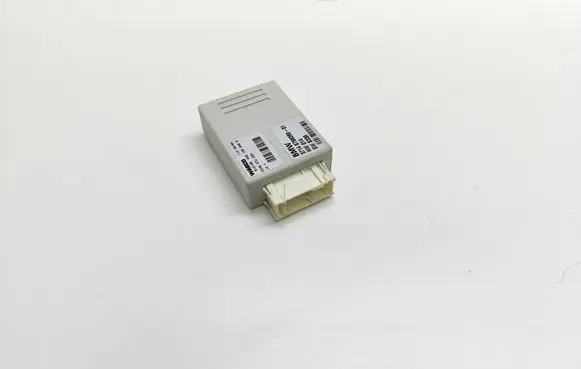 BMW 5 E60 E61 Suspension control unit/module 6766280 676628001 37146766280