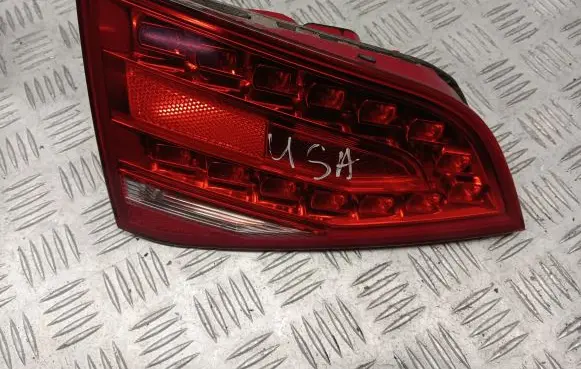 Audi A4 S4 B8 8K Tailgate rear/tail lights 8K5945093K