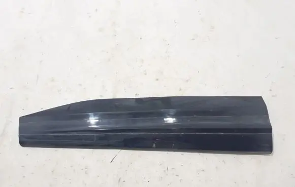 KIA Sportage Front door trim (molding) 87721R2300