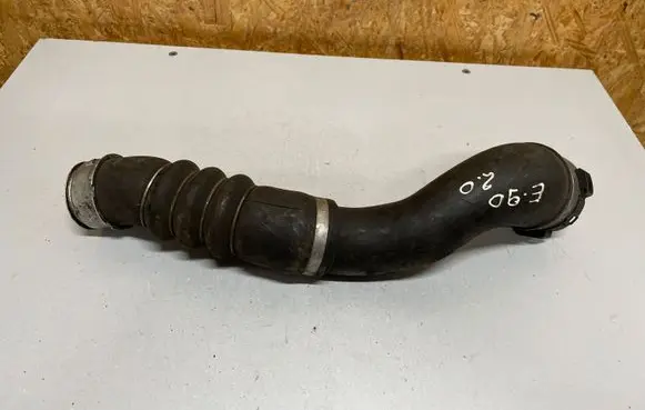 BMW 1 E82 E88 Intercooler hose/pipe 8511739