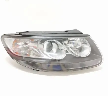 Hyundai Santa Fe Headlight/headlamp 921022B025 921022B0