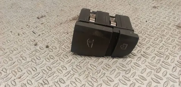Audi Q7 4L Glove box opening button 4L1927227