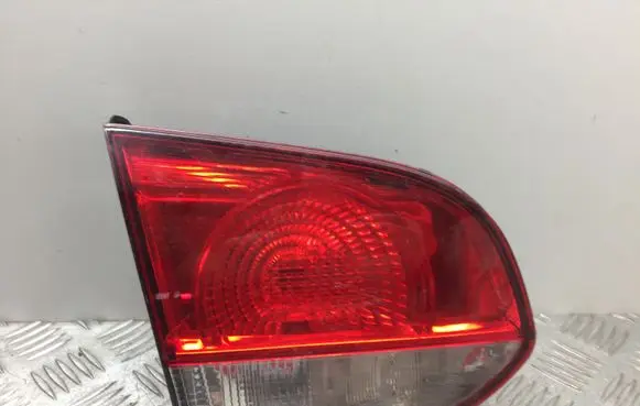 Volkswagen Golf VI Tailgate rear/tail lights 5K0945093J